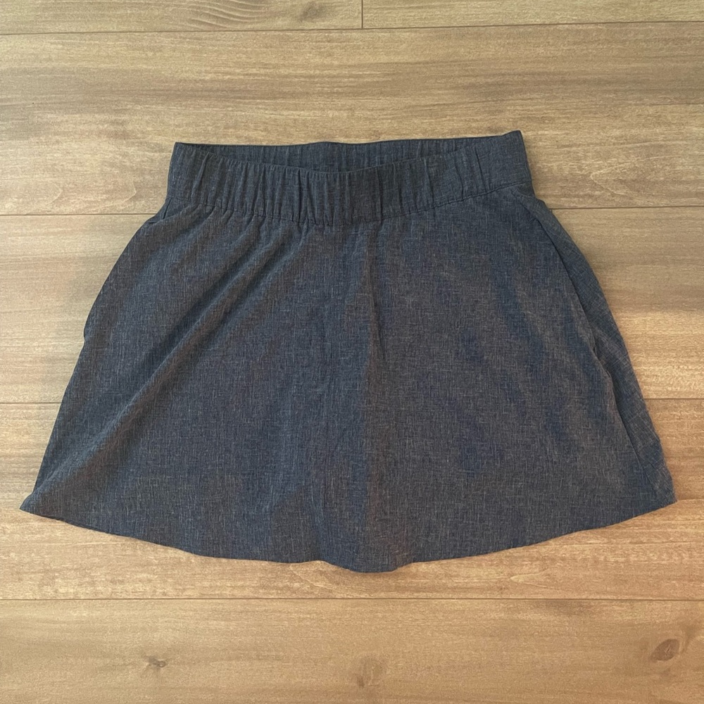 T by Talbots Dark Gray Lightweight Stretch Skort Athletic Tennis Skort Size S